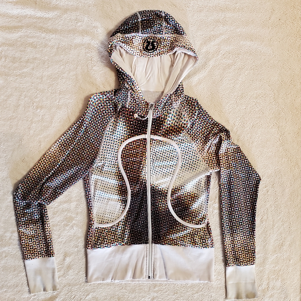 Lululemon Hoody. Colorful. Rare. Size 8?